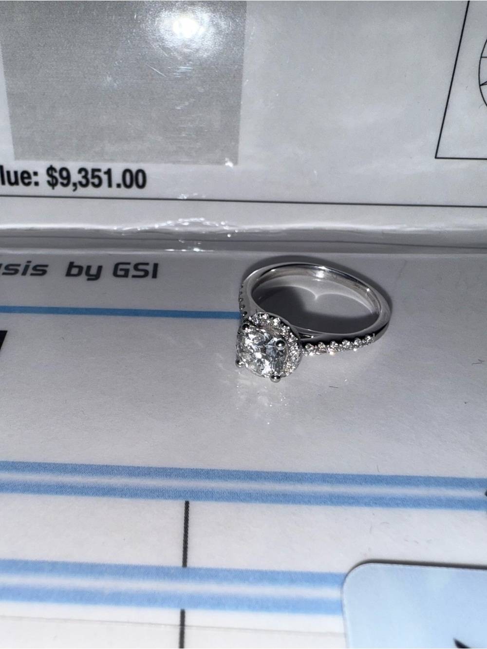 Brand new! Natural Diamonds Round Halo Engagement Ring in White Gold-14k. - Picture 5 of 6